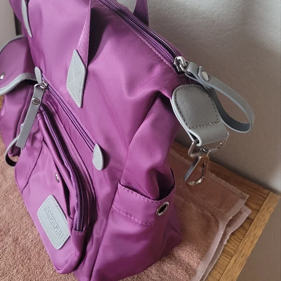 New lady's handbag. - Picture 5 of 12